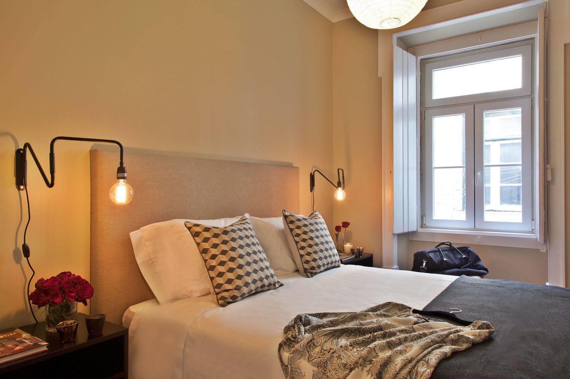 Lisbon Five Stars Apartments Sao Juliao 72 Bagian luar foto